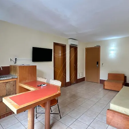 Luupi - Flats Particulares - 1 Quarto Rio Quente Exterior photo
